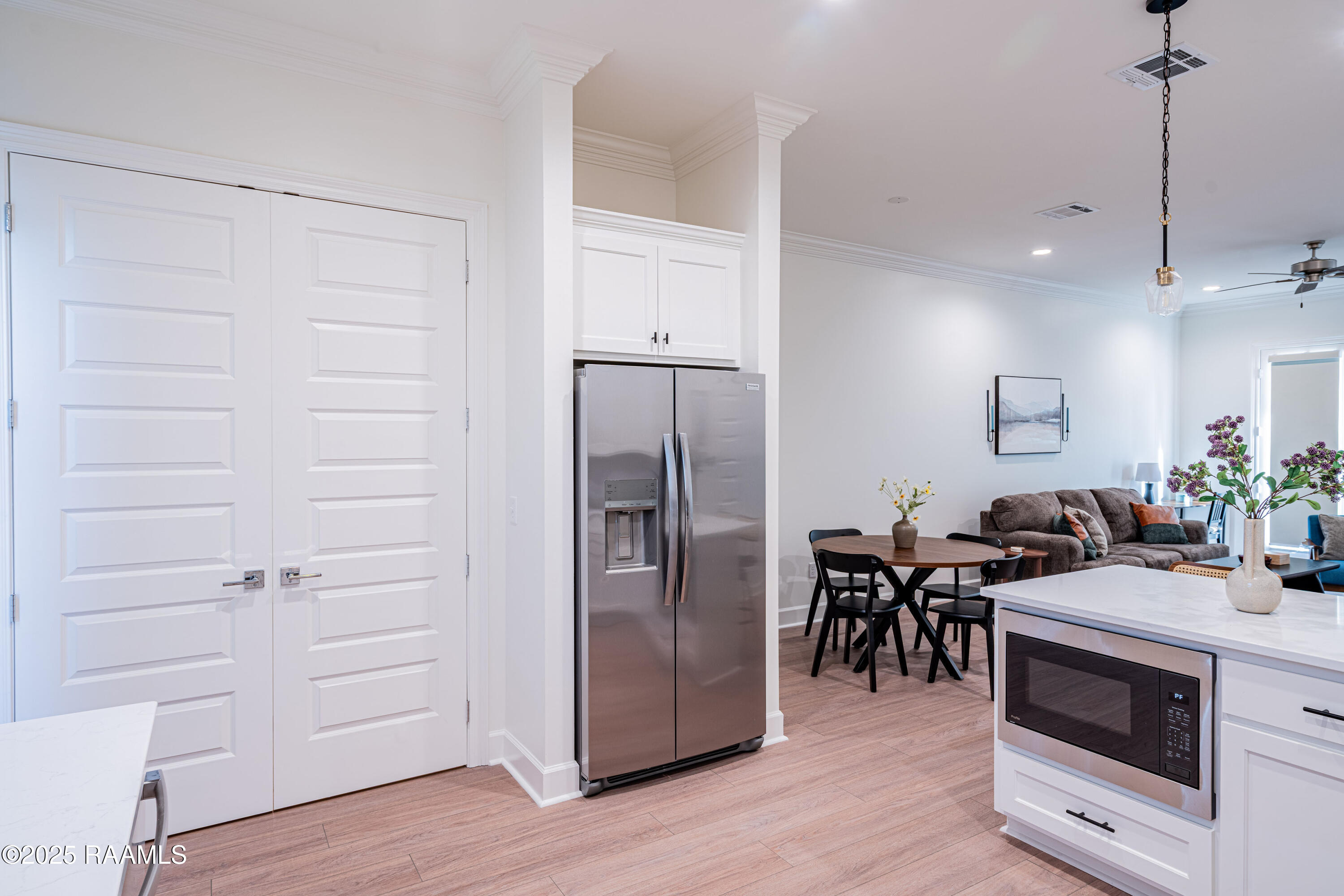 1510 Kaliste Saloom Road, Unit 404 Lafayette, LA 70508 - Photo 8 of 35 SH_03952-HDR