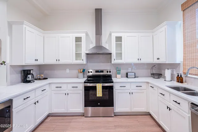 $4,000 | 1510 Kaliste Saloom Road, Unit 404, Lafayette, LA 70508