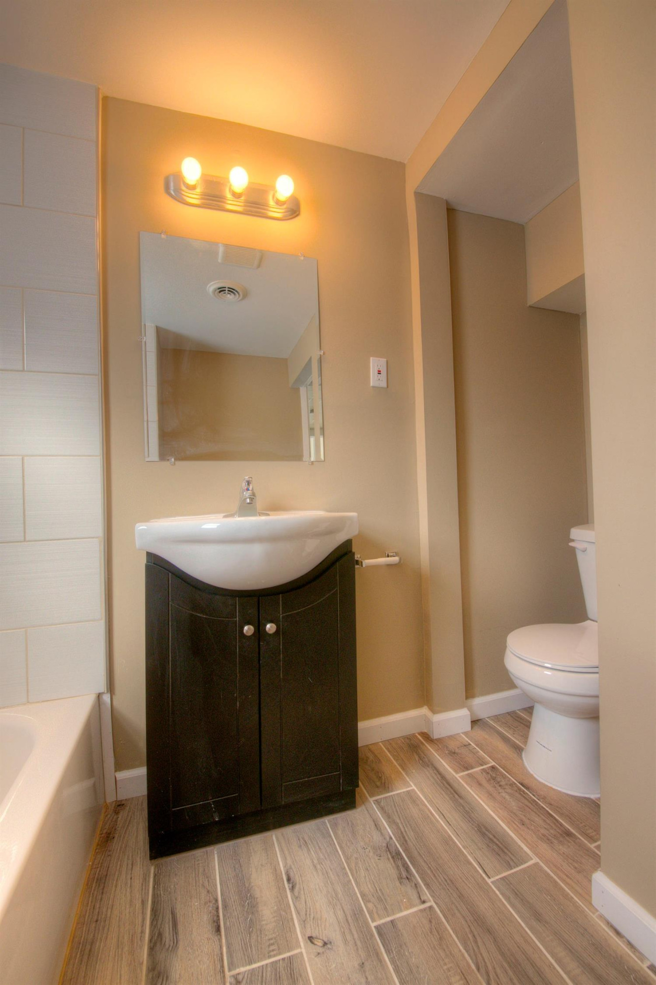 47246 Maben Road Canton, MI 48187 - Photo 32 of 44 Photo 33