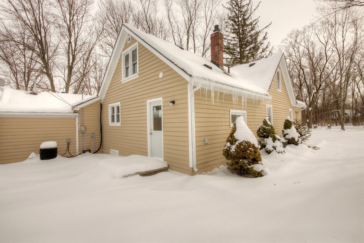 47246 Maben Road Canton, MI 48187 - Photo 4 of 44 Photo 4