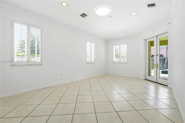 $4,950 | 15203 Southwest 142nd Avenue, Miami, FL 33177