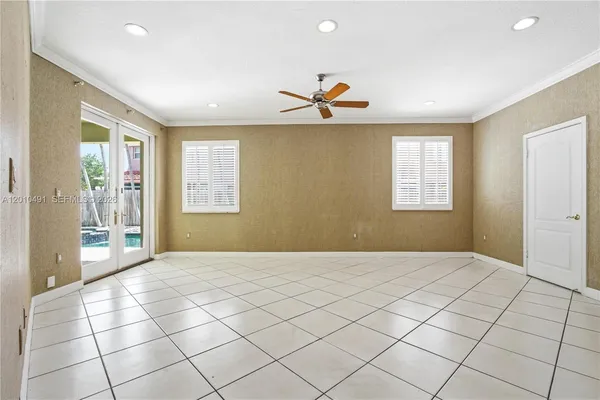 $4,950 | 15203 Southwest 142nd Avenue, Miami, FL 33177