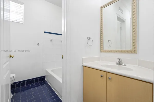 $4,950 | 15203 Southwest 142nd Avenue, Miami, FL 33177