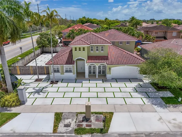 $4,950 | 15203 Southwest 142nd Avenue, Miami, FL 33177