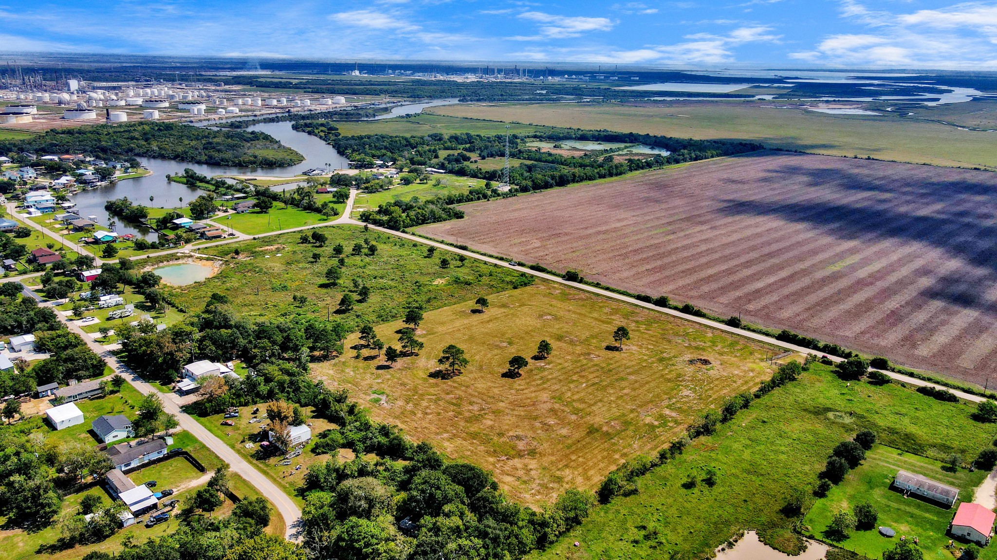 7782 County Road 203 Liverpool, TX 77577 - Photo 13 of 18