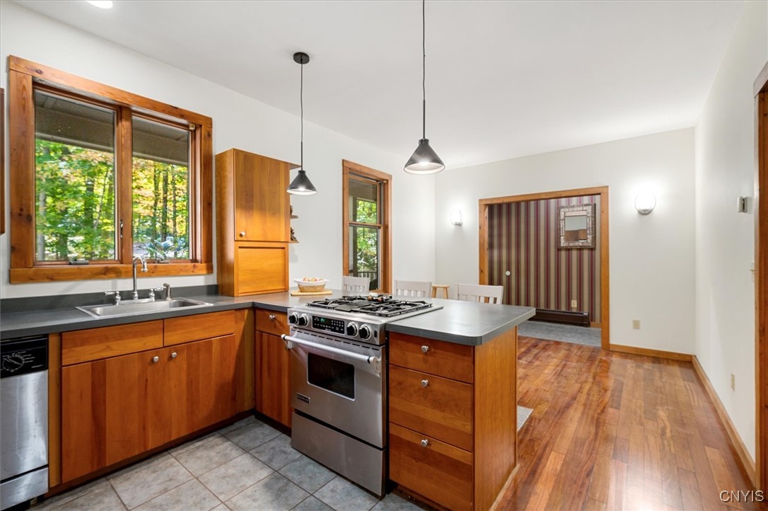 127 Long View West Webb, NY 13420 - Photo 8 of 25 Eat in kitchen plus an island.