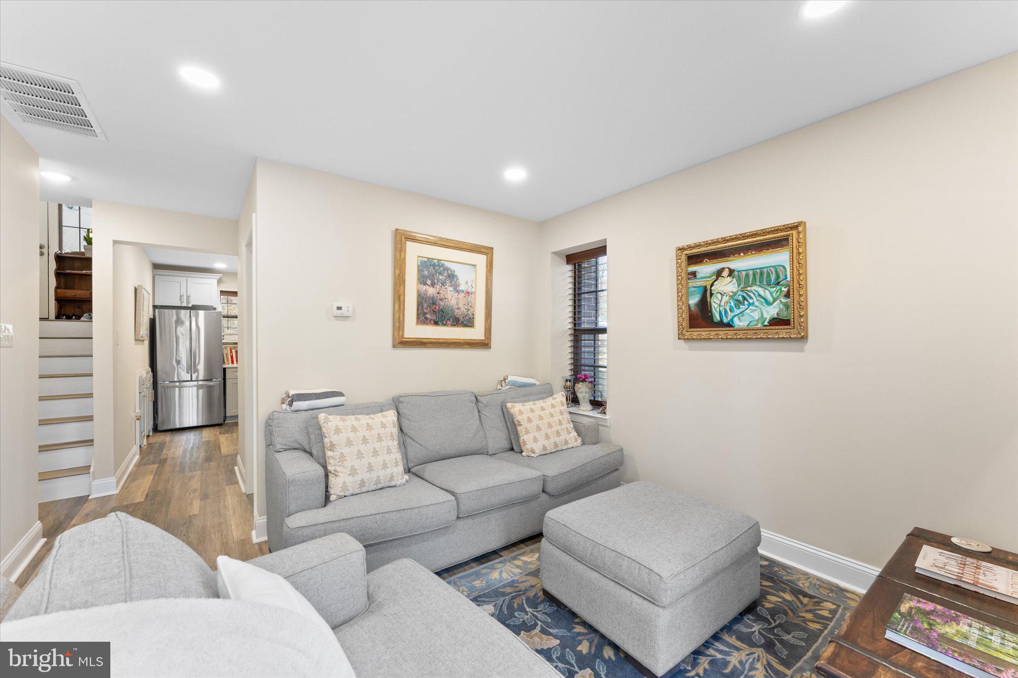 2016 Headlands Circle Reston, VA 20191 - Photo 12 of 34 Gallery Image 12