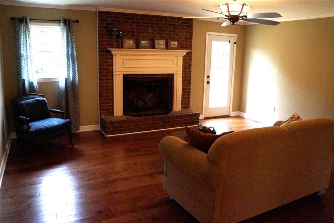400 Pine Bark Road Anderson, SC 29625 - Photo 3 of 16 Gallery Image 3