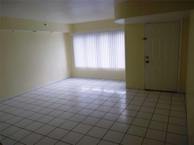 150 Riviera Circle, Unit 150 Weston, FL 33326 - Photo 6 of 16 Photo 6