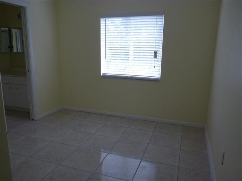 150 Riviera Circle, Unit 150 Weston, FL 33326 - Photo 9 of 16 Photo 9