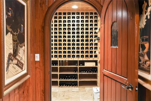 $2,300,000 | 976 Fairview Avenue, Mount Dora, FL 32757