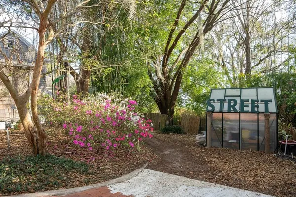 $2,300,000 | 976 Fairview Avenue, Mount Dora, FL 32757