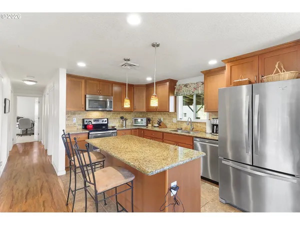 $799,000 | 5073 Chenoweth Road, The Dalles, OR 97058