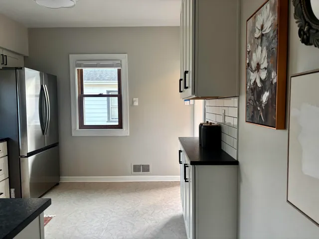 $379,999 | 542 North 61st Street, Wauwatosa, WI 53213