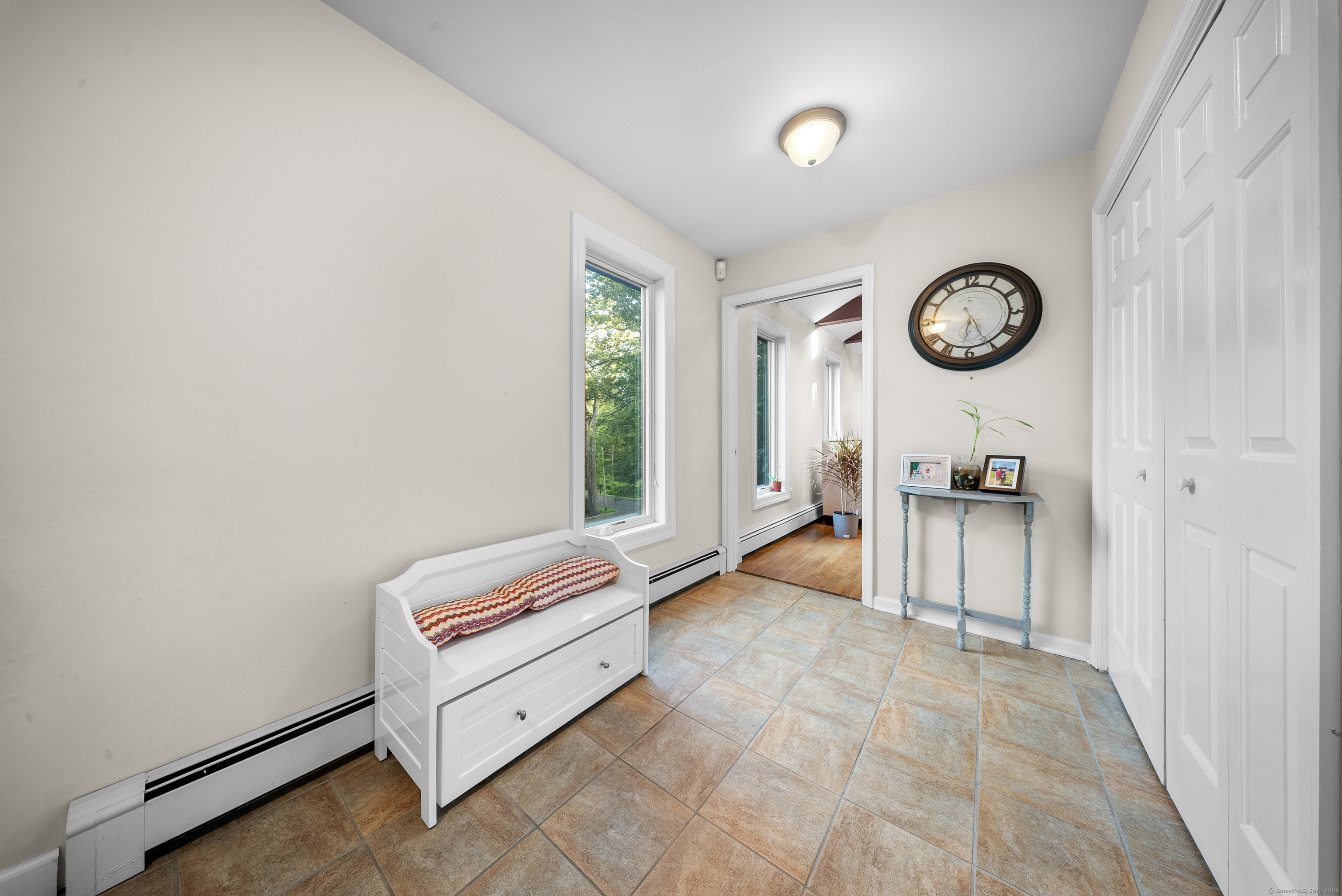 340 Morehouse Road Easton, CT 06612 - Photo 3 of 34