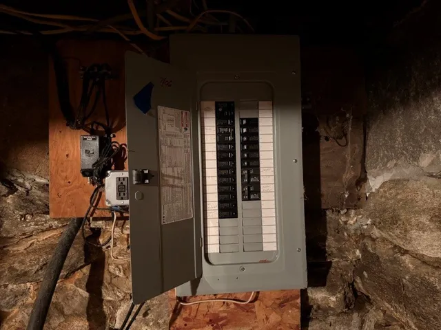 $359,000 | 1145 Highway 4, Canaan, NH 03741