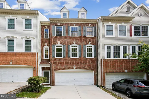 $800,000 | 3335 Beechcliff Drive, Alexandria, VA 22306