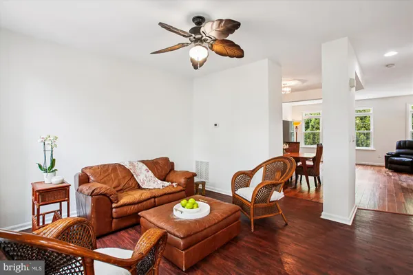 $800,000 | 3335 Beechcliff Drive, Alexandria, VA 22306