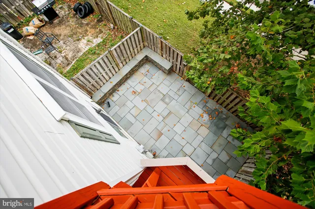 $800,000 | 3335 Beechcliff Drive, Alexandria, VA 22306