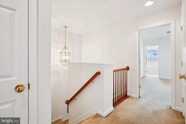 $800,000 | 3335 Beechcliff Drive, Alexandria, VA 22306