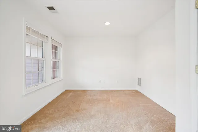 $800,000 | 3335 Beechcliff Drive, Alexandria, VA 22306