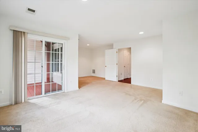 $800,000 | 3335 Beechcliff Drive, Alexandria, VA 22306