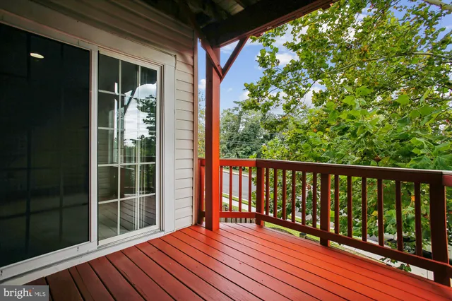 $800,000 | 3335 Beechcliff Drive, Alexandria, VA 22306