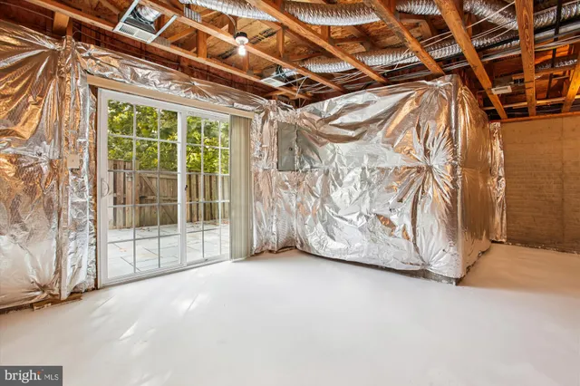 $800,000 | 3335 Beechcliff Drive, Alexandria, VA 22306