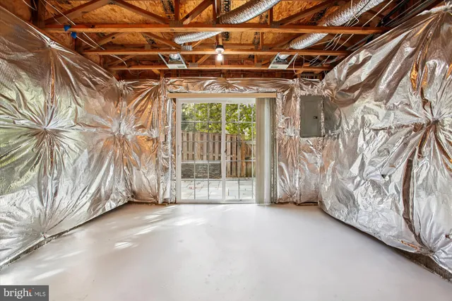 $800,000 | 3335 Beechcliff Drive, Alexandria, VA 22306