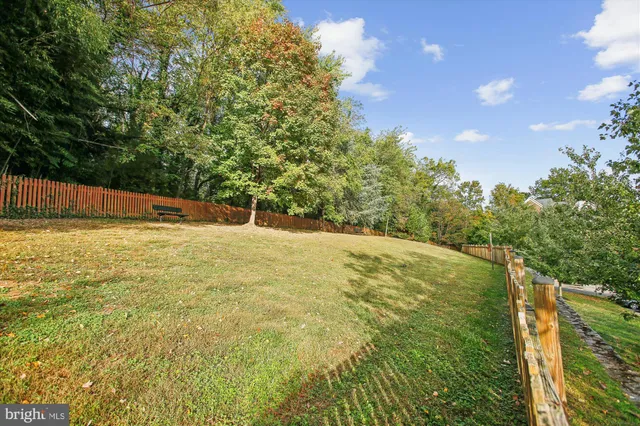 $800,000 | 3335 Beechcliff Drive, Alexandria, VA 22306