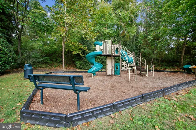 $800,000 | 3335 Beechcliff Drive, Alexandria, VA 22306