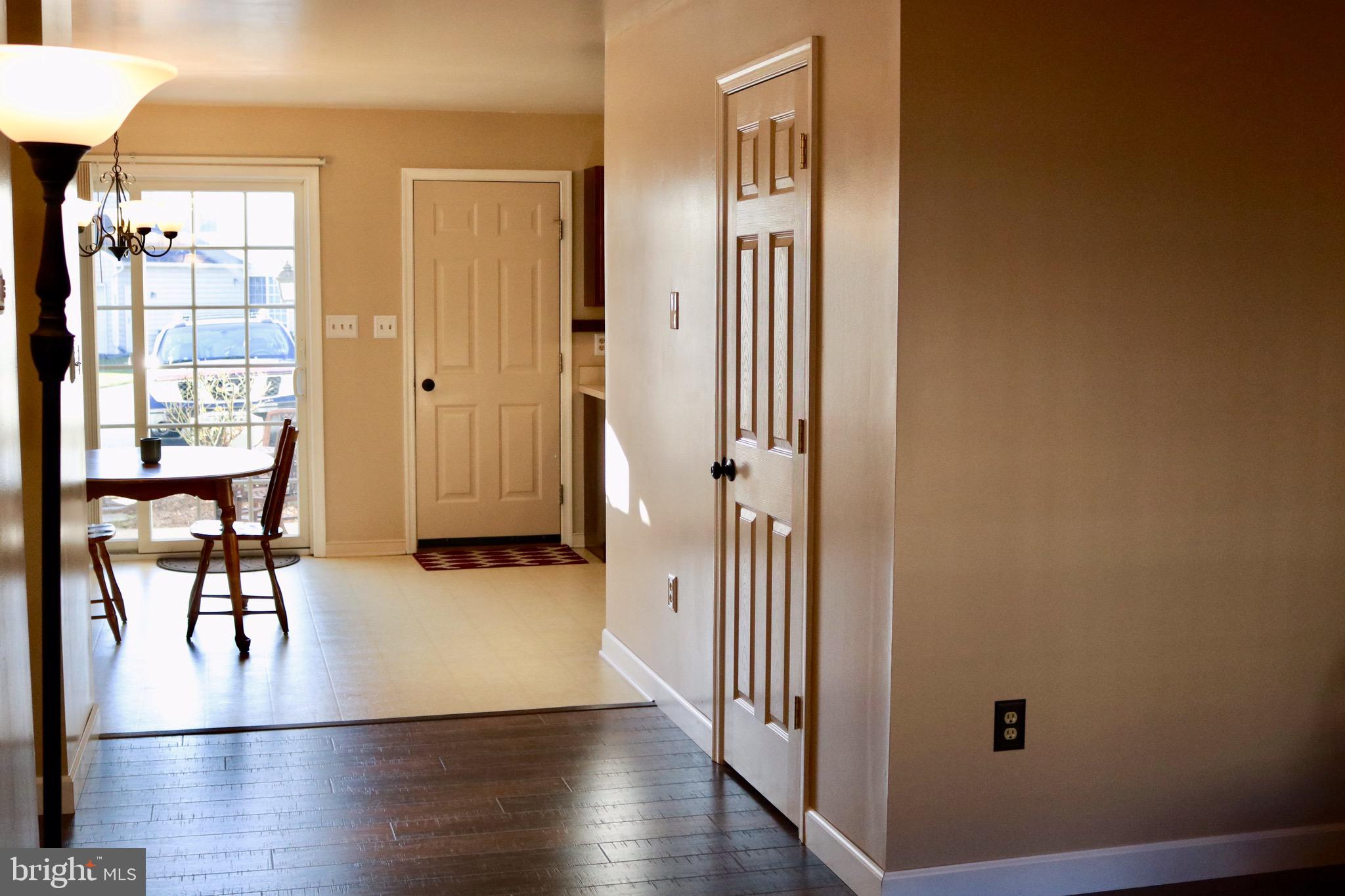434 North Oak Street Lititz, PA 17543 - Photo 3 of 26