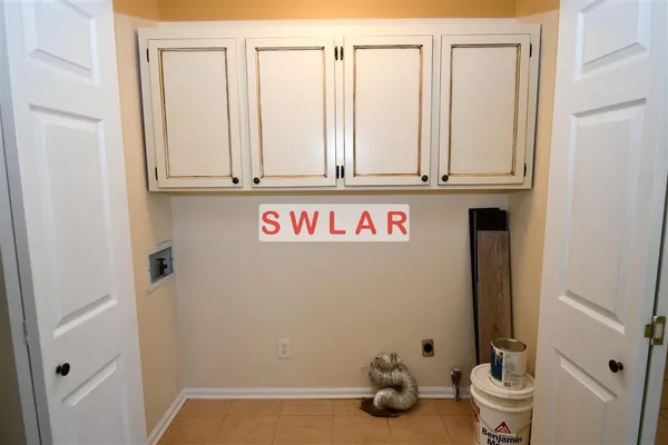 $925 | 2403 Evelia Street, Westlake, LA 70669