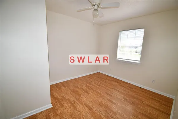 $925 | 2403 Evelia Street, Westlake, LA 70669