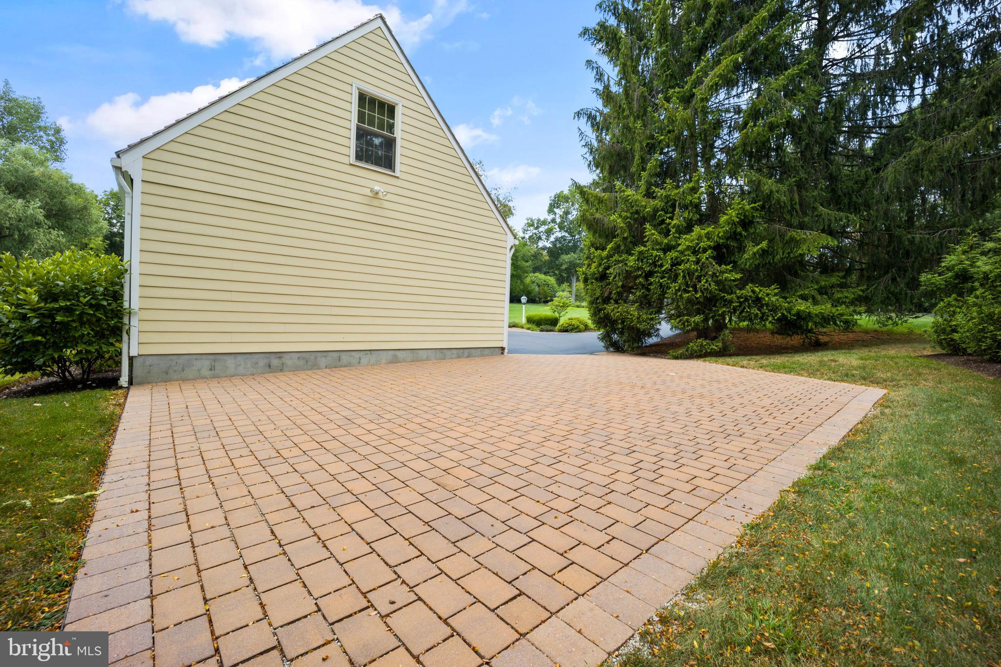 1001 Jonathan Drive Malvern, PA 19355 - Photo 6 of 83