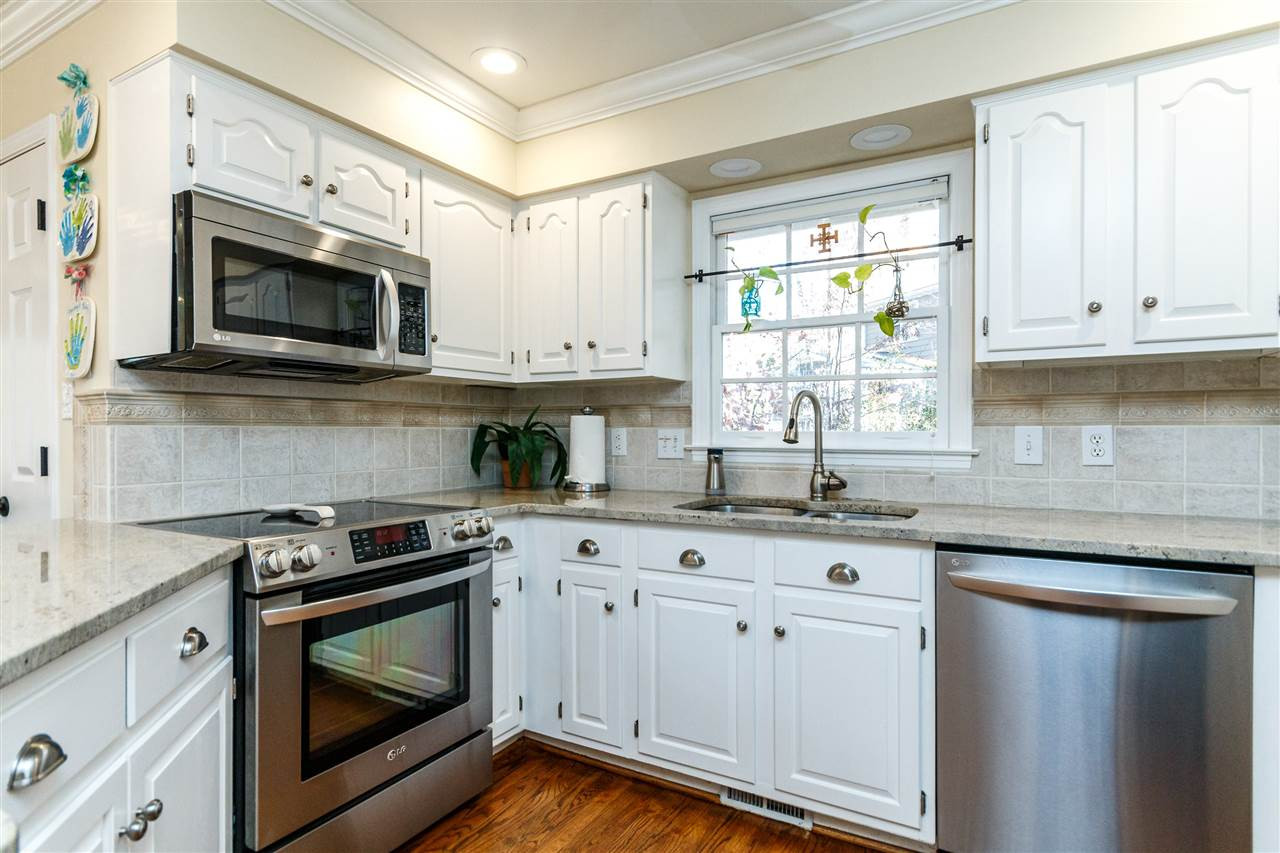 8309 Druids Lane Raleigh, NC 27613 - Photo 9 of 30 Photo 9