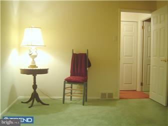 4429 Crossland Road Philadelphia, PA 19154 - Photo 9 of 10 Bedroom 2