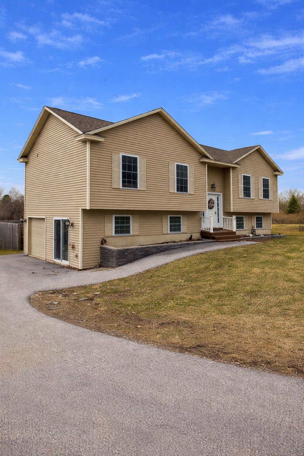 3 Dawns Way Swanton, VT 05488 - Photo 2 of 22