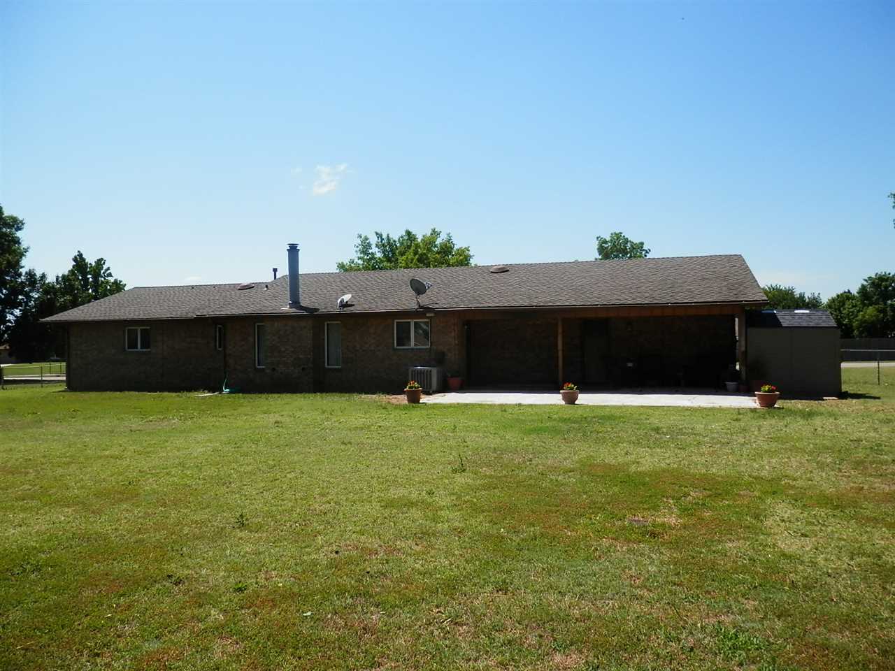 703 Pine Ridge Drive Perry, OK 73077 - Photo 18 of 25 Gallery Image 18