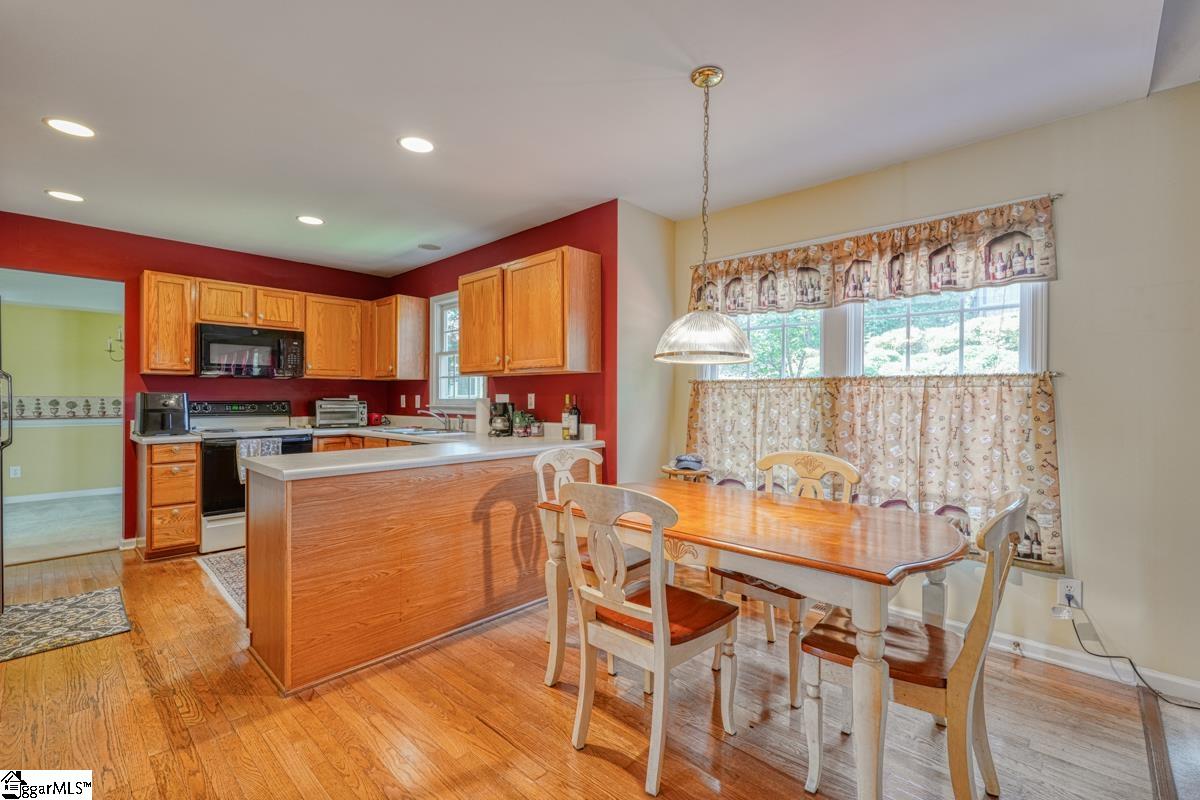 189 Timberleaf Drive Duncan, SC 29334 - Photo 15 of 35 Gallery Image 15