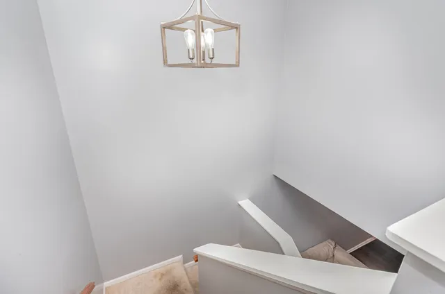 $290,000 | 1796 South Wentworth Circle, Romeoville, IL 60446