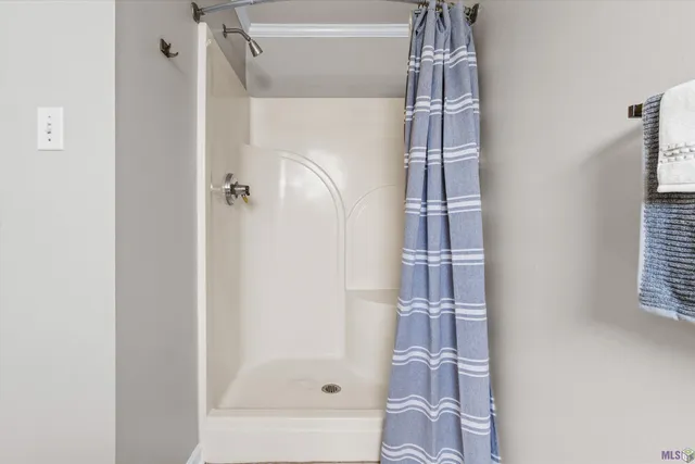 $425,000 | 32885 Lower Rome Road, Springfield, LA 70462