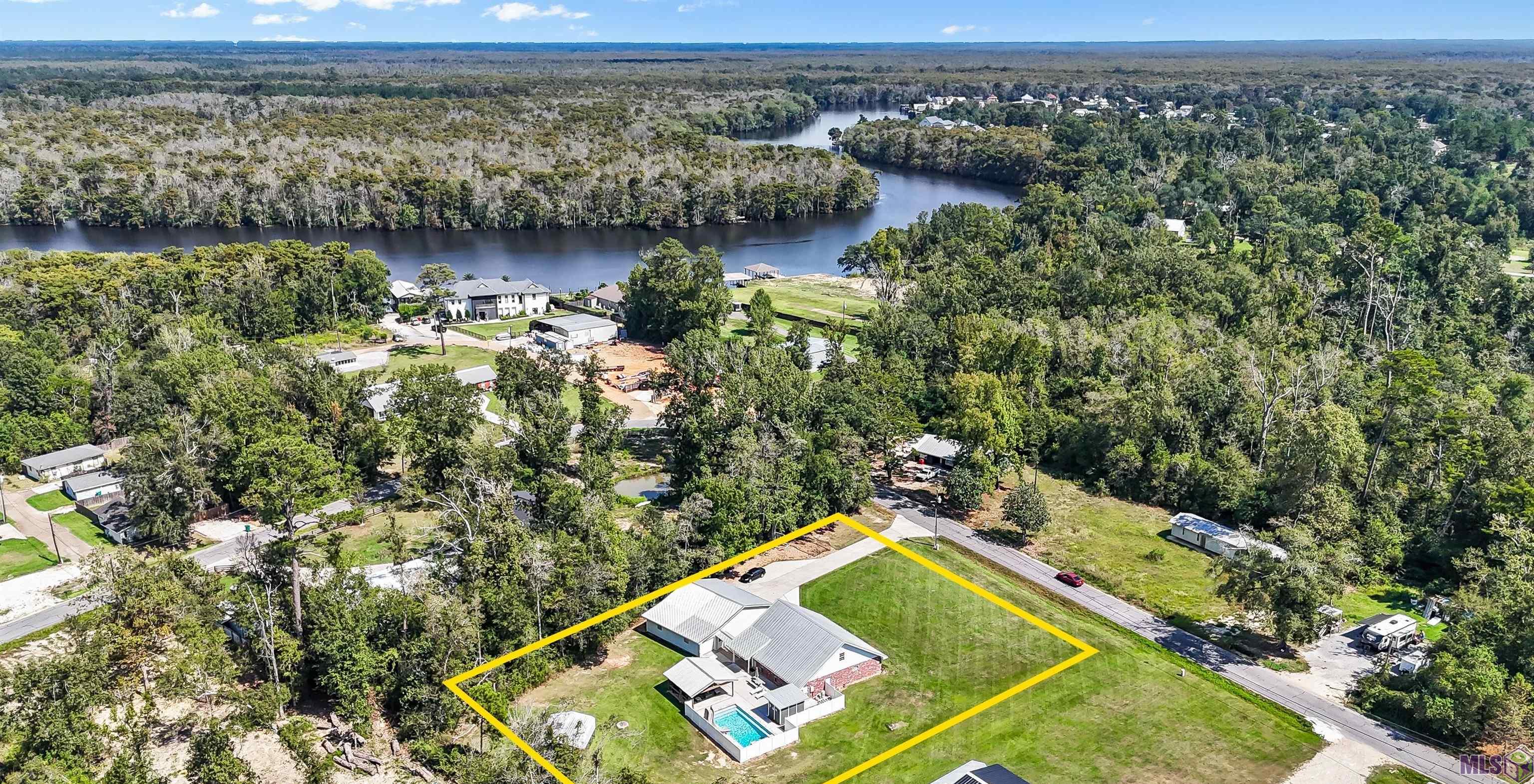 32885 Lower Rome Road Springfield, LA 70462 - Photo 2 of 49