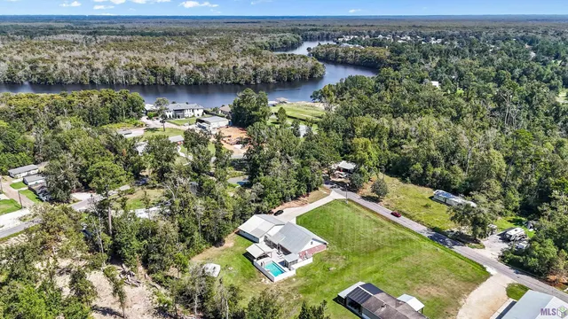 $425,000 | 32885 Lower Rome Road, Springfield, LA 70462