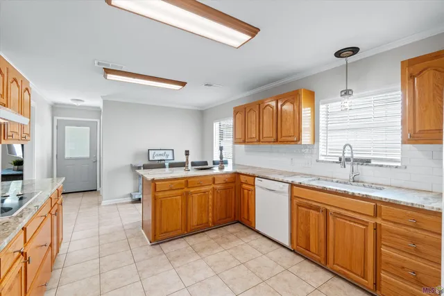 $425,000 | 32885 Lower Rome Road, Springfield, LA 70462