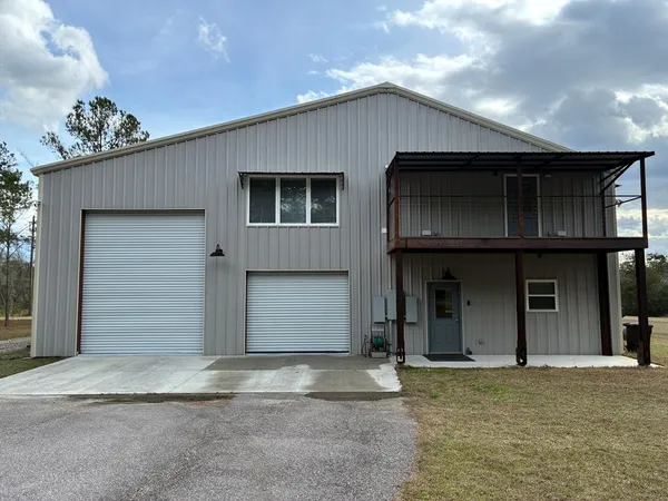$835,000 | 300 East County Road 32 East, Newville, AL 36353