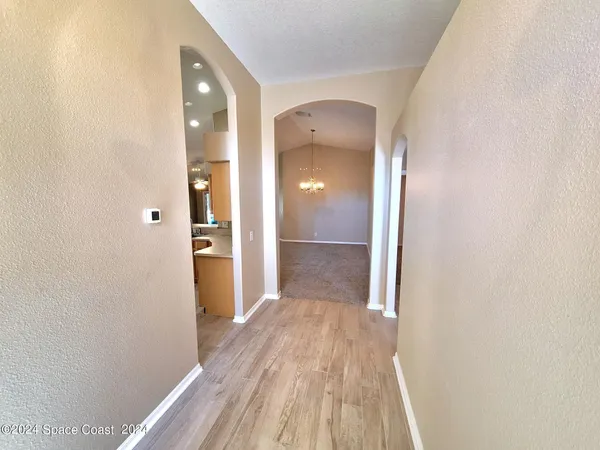 $2,150 | 2622 Glasbern Circle, Melbourne, FL 32904