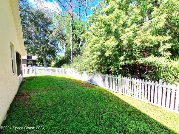 $2,150 | 2622 Glasbern Circle, Melbourne, FL 32904