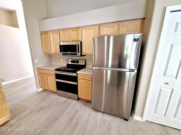 $2,150 | 2622 Glasbern Circle, Melbourne, FL 32904