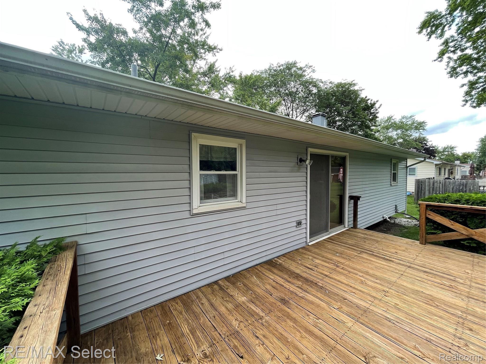 2296 North Irish Road Davison, MI 48423 - Photo 9 of 30 tempImageeUBfBA.jpg